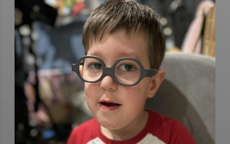 Okrutna, nieznana choroba odbiera Michałkowi dzieciństwo!