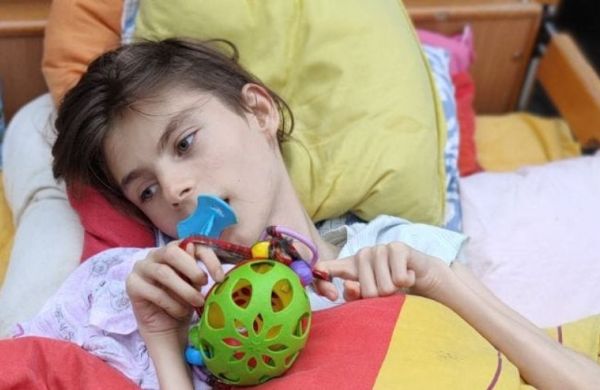 Pomóż zakończyć cierpienie Nikoli!